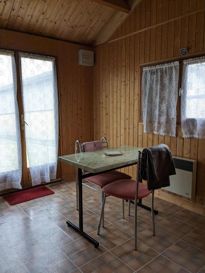 Au Petit Chalet D'Illiers Combray - Salle D'Eau Uniquement Illiers-Combray Exterior foto
