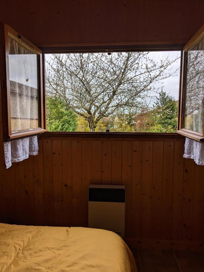 Au Petit Chalet D'Illiers Combray - Salle D'Eau Uniquement Illiers-Combray Exterior foto